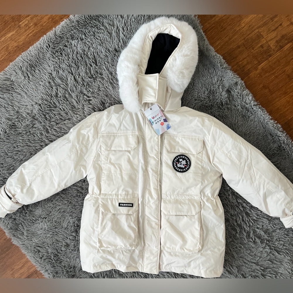 NWT Winter Puffer Coat Ski Jacket Faux Fur Trim Fashion Vogue QIQIANYI China L - Picture 12 of 12